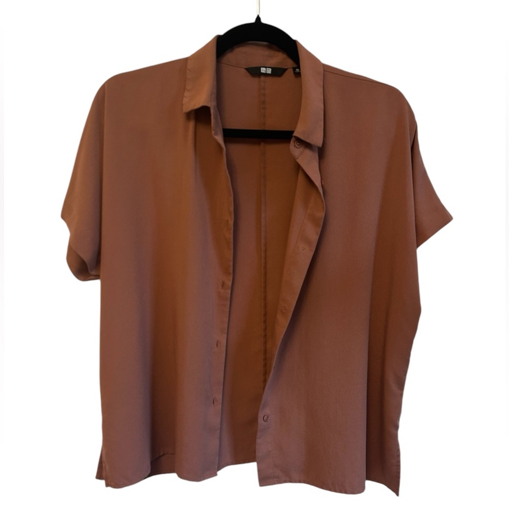 Uniqlo Women's Blouse in Brown - Picture 1 of 2